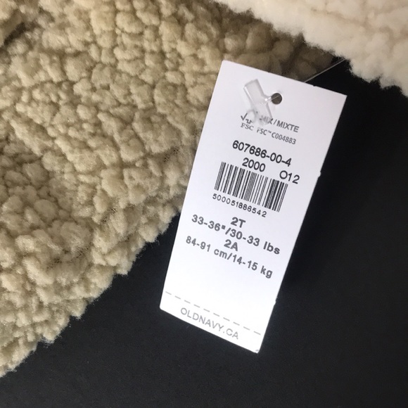 Cute zip up sweater - Picture 3 of 4